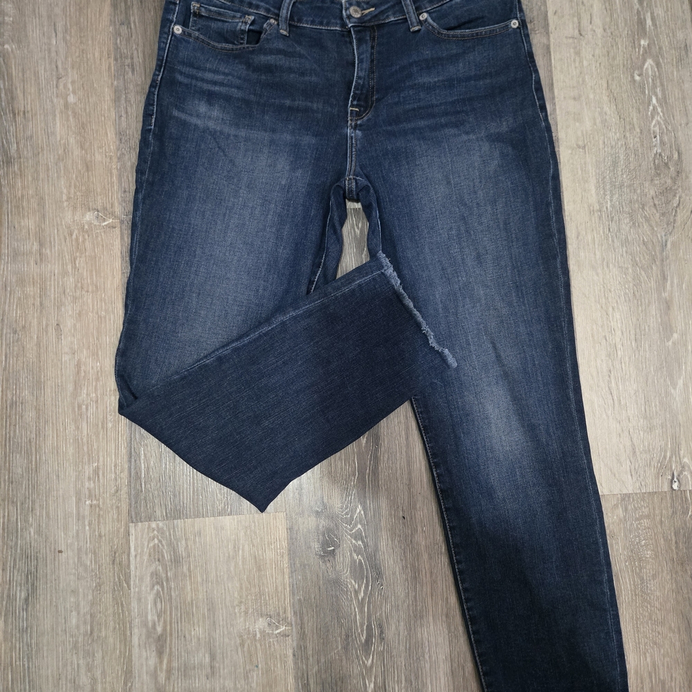 Lucky Brand Women's 12 Lolita Skinny Distressed Hem Jeans - Picture 2 of 7